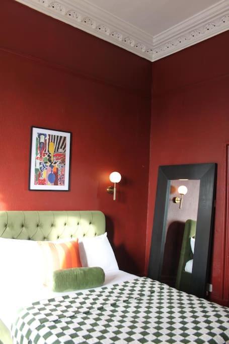 Apartment Stylish Digbeth Apartment, Sleeps 12 Opposite Coach Station, Perfect For Large Groups Contractors Birmingham